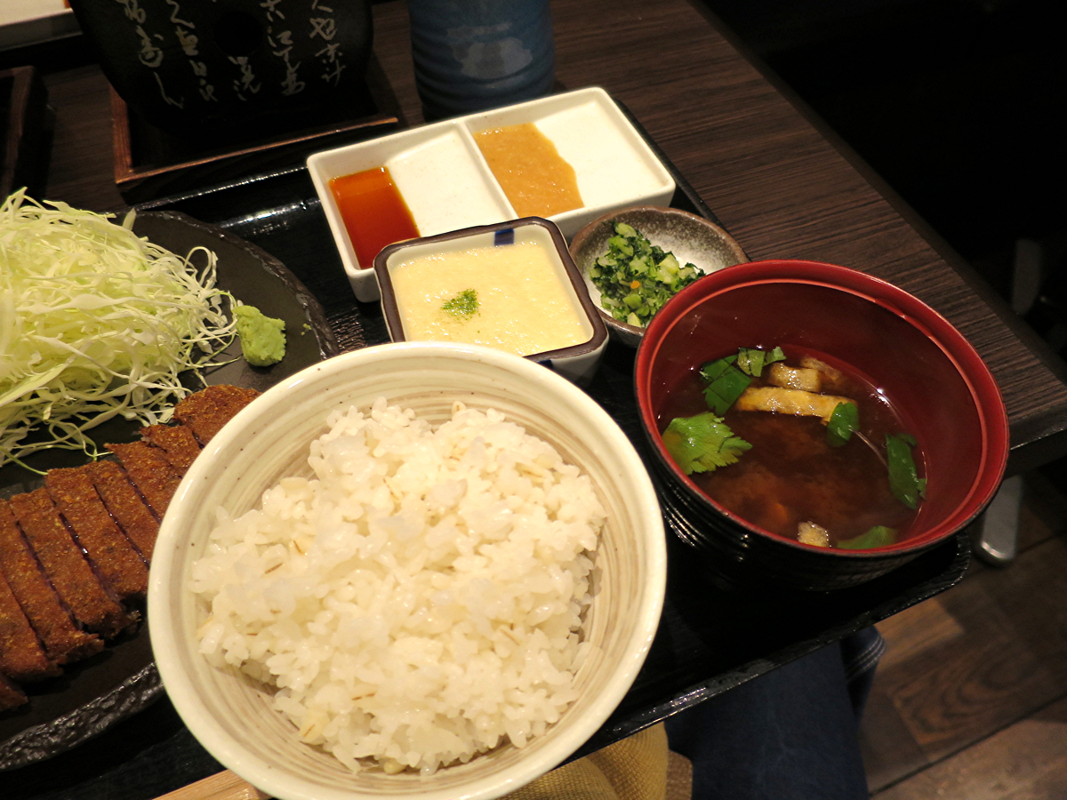 タレなど