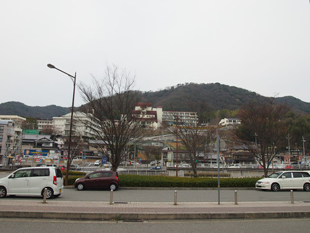 谷上駅