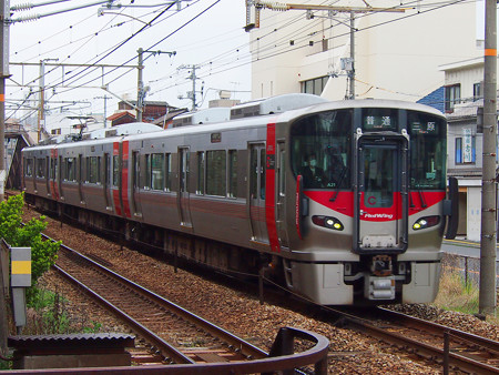 227系