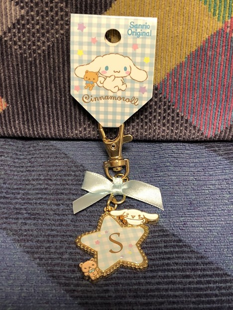 シナモロール イニシャルマスコットキーホルダー S