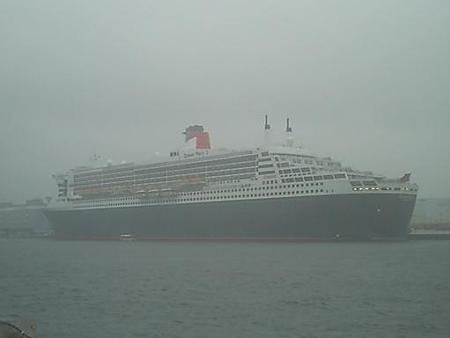 090306-QM2 昼 (9)