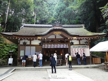 190825-狭井神社 (4)