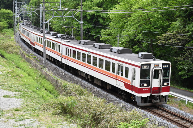 東武鉄道 普通列車 (6050系)
