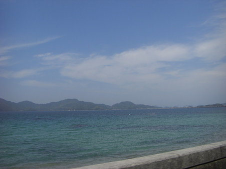 いきなり海が見えた