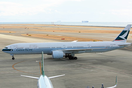 キャセイパシフィック航空 B777-300ER B-KQW IMG_8778_2