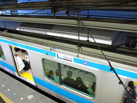 東神奈川駅構内2