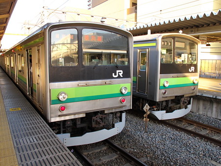 205系(東神奈川駅)