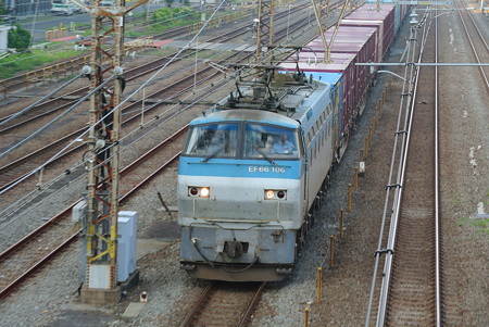 EF66上り列車