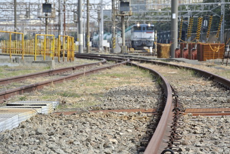東海道線川崎貨物駅にて