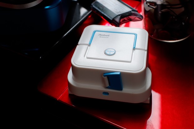 2019.06.23　机　iRobot Braava Jet メジャー