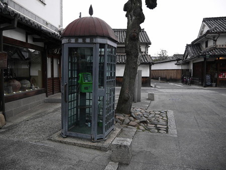 160201-12電話ボックス
