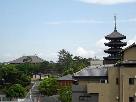 190604-01窓から興福寺