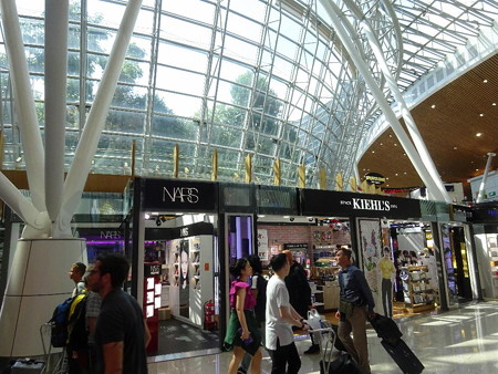 190708-02KL空港