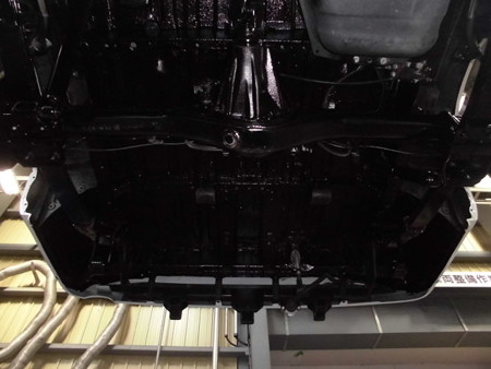 ハイエース下廻り錆止め施工後３