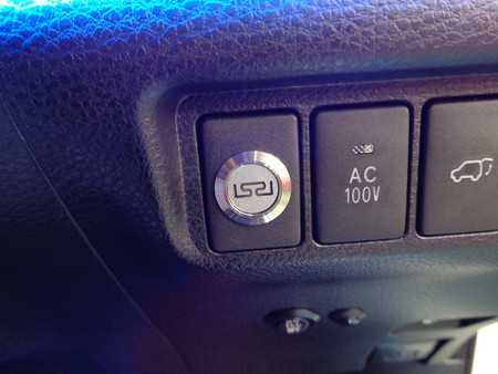 ハリアー６０系　東京都　レイヤードサウンド取付　スイッチ