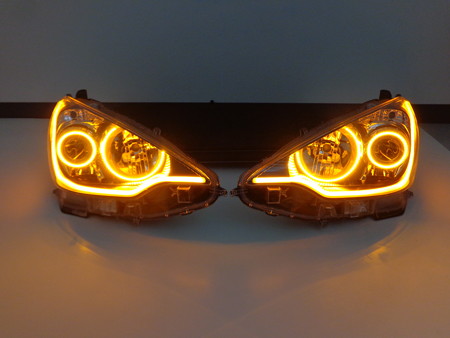トヨタＡＱＵＡ　香川県　ＮＥＷアウディ風ＬＥＤ・イカリング取付　オレンジ