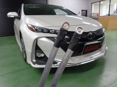 プリウスＰＨＶ　三重県　アイスヒューズ・ノンレジケーブル取付