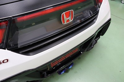 Ｓ６６０センターテールパネル　カット済みカーボンシート貼り込み