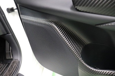 クラウン 車内カット済みカーボンシート貼り込み
