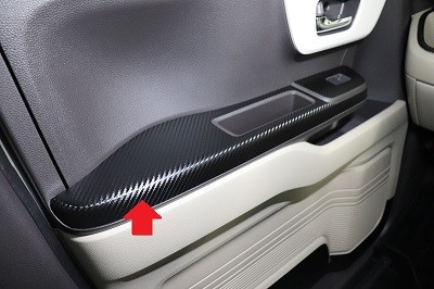 N-BOX カット済みカーボンシート貼り込み