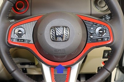 Ｎ－ＢＯＸ　赤シート＆カーボンシート貼り込み