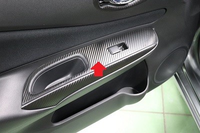 ノートＥ１２　車種別カット済みカーボンシート貼り込み