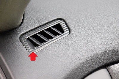 エクストレイルＴ３２　カット済みカーボンシート貼り込み