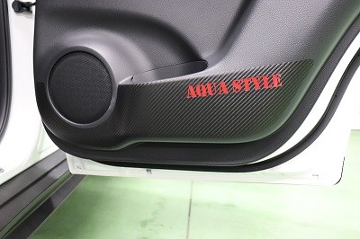 エクストレイルＴ３２　カット済みカーボンシート貼り込み