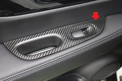 エクストレイルＴ３２　カット済みカーボンシート貼り込み