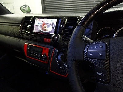 ハイエース新車販売 ナビ取付 ステアリングスイッチ連動