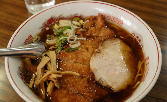 カツラーメン(しょう油) DSCF4060