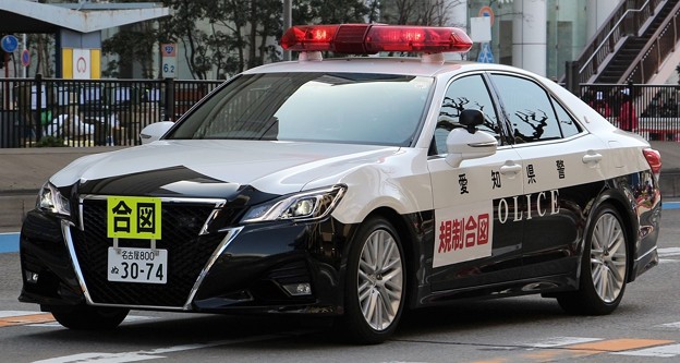 愛知県警 交通機動隊　パトロールカー