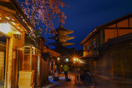 八坂の塔夜間