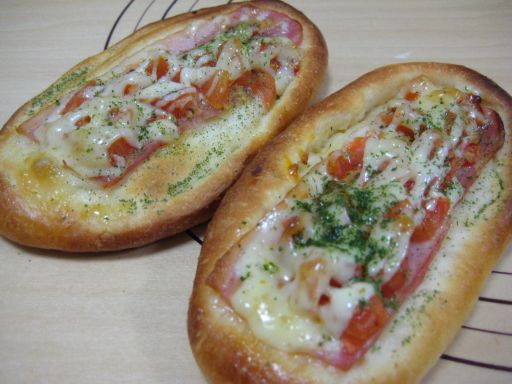 フレッシュトマトパン