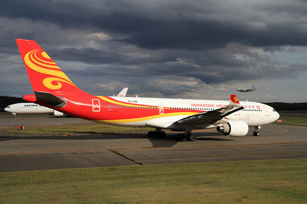 A330 Hongkong Airlines B-LNE A10point