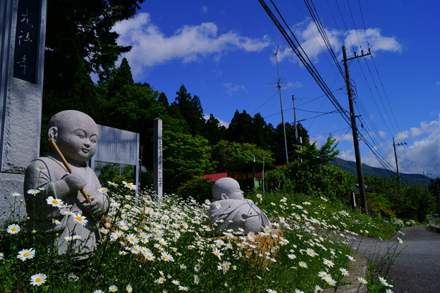 花とお地蔵さん