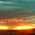 Photos: 暗雲の垂れ込める夕焼けの空＠糸崎の丘
