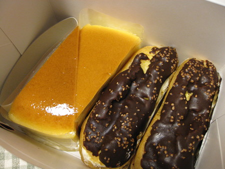 柳月 チーズケーキとエクレア