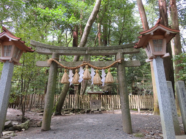 椿大神社（鈴鹿市）御船磐座