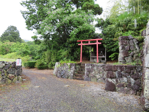 竹中氏陣屋（岩手陣屋・岩手城。岐阜県不破郡）※校内