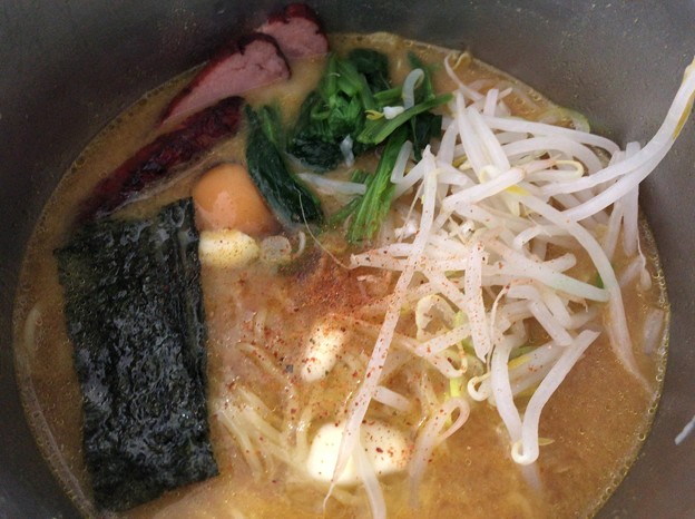 青森 味噌カレー牛乳らぁめん