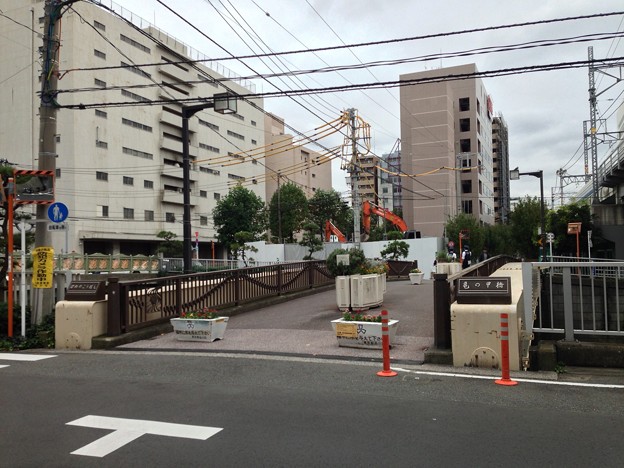 13.10.22.目黒川・目黒谷（品川区西五反田）