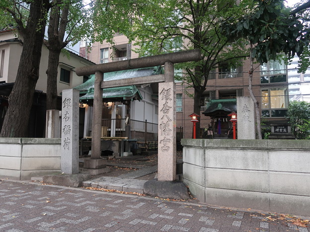 銀杏稲荷鳥居