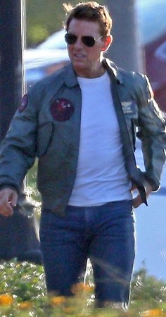 4895770-6257677-Cool_guy_The_film_Top_Gun_Maverick_is_set_to_hit_theaters_on_Jun-a-24_1539114740480