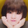 写真: 頬杖☆長田未奈