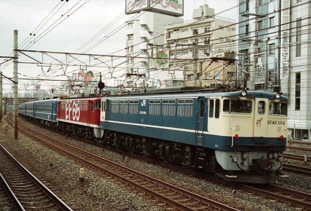 Ef65重連牽引臨時急行津軽 八甲田 東北本線 照片共享页面 撮影蔵