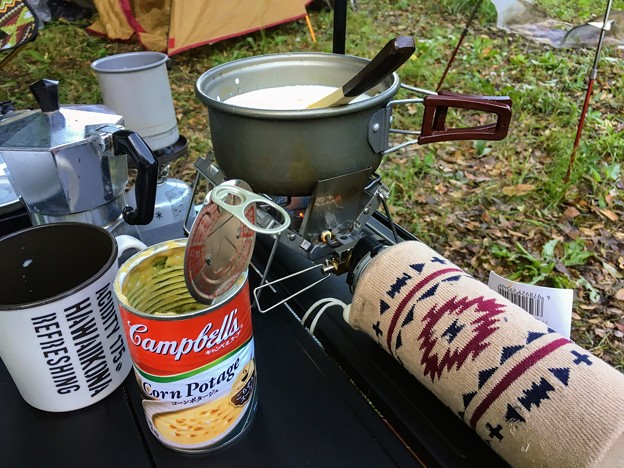 朝食のキャンベルコーンスープ