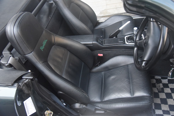 運転席本革シート
