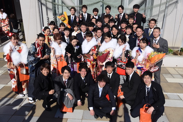 夕方は同級生たちと飲み会