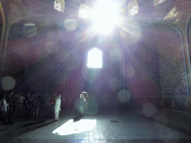 Photos: フレアとかゴーストってこのこと？～エスファハーン　Sheikh Lotfollah Mosque
